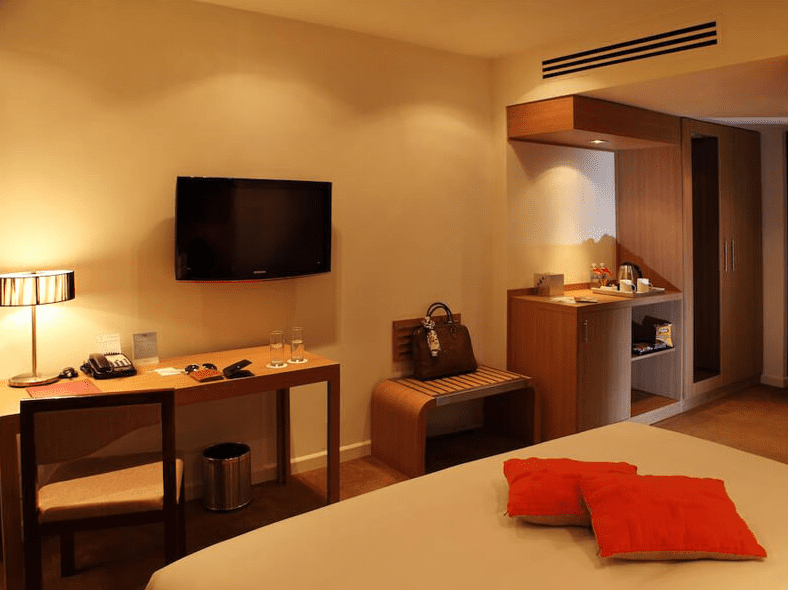 review-mercure-hanoi-la-gare-hotel-6