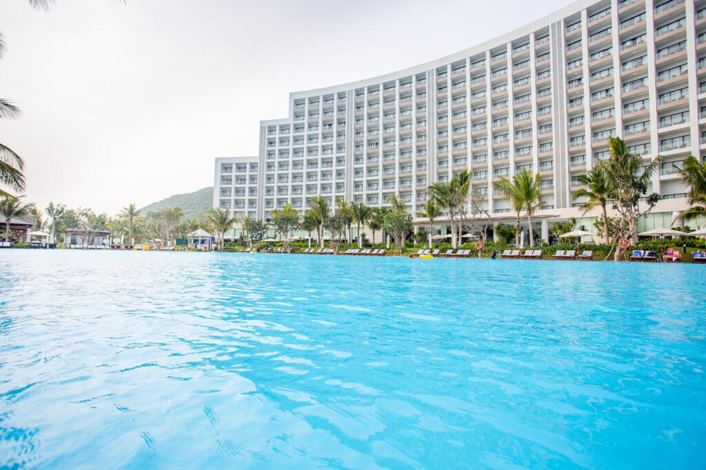 4-resort-sang-trọng-Nha-Trang-o