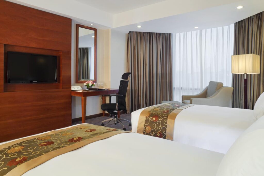 hyatt-regency-west-ha-noi-5-sao-14