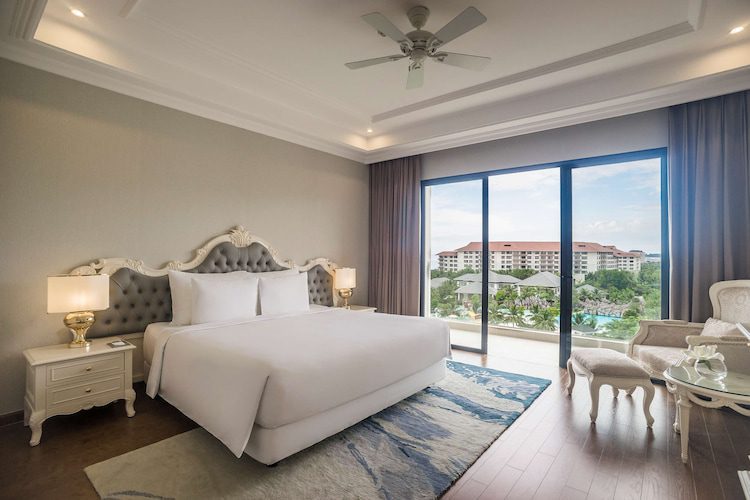 combo-radisson-blu-phu-quoc-vinsafai-vinwonder-golf-5