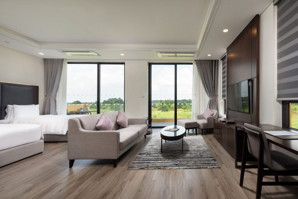 review-wyndham-sky-lake-resort-villas-chuong-my-ha-noi-3