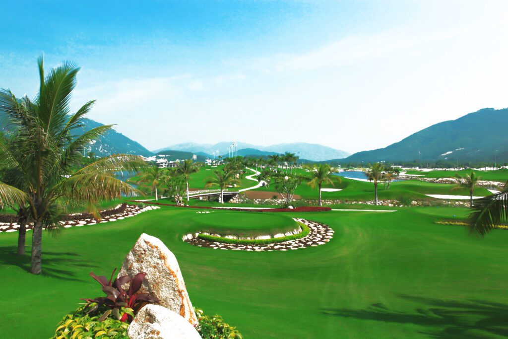 Sân-Golf-Diamond-Bay-2